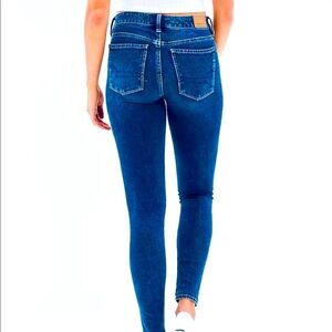 American Eagle Jegging in Medium Blue Wash Size 12P